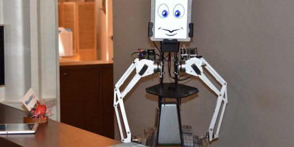 Arrivée Des Robots Dans L’événement D’entreprise