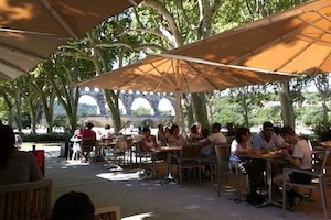 Incentive Avignon événementiel - Déjeuner En Terrasse