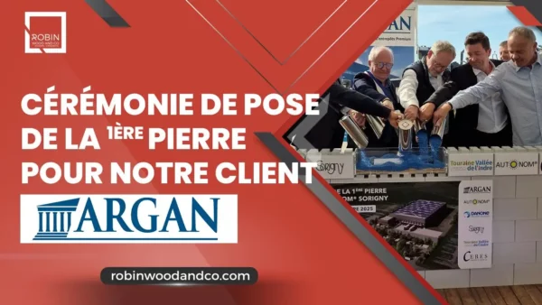 Une Cérémonie De Pose De La Première Pierre Symbolique Hautement Marquante