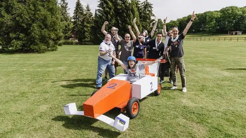 Organisation séminaire entreprise - Construction en carton