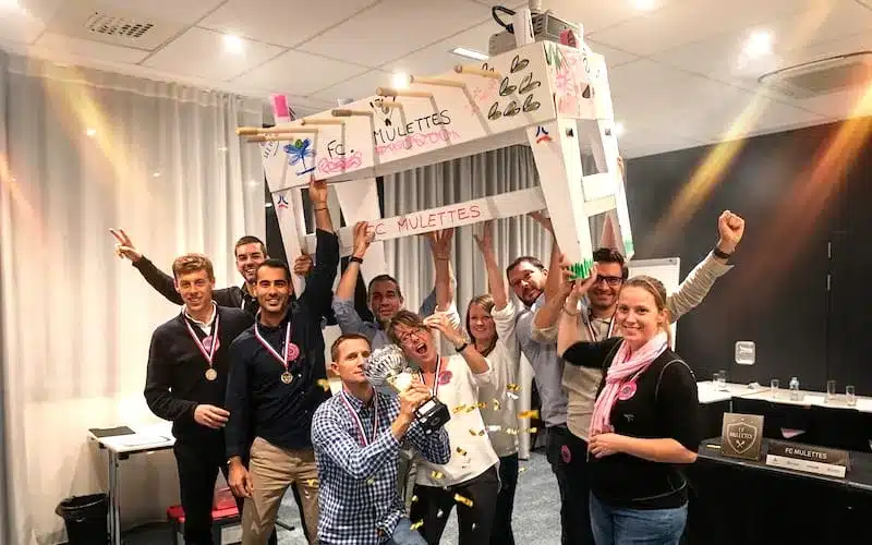 agence événementielle bordeaux - Team building construction en carton éco-responsable